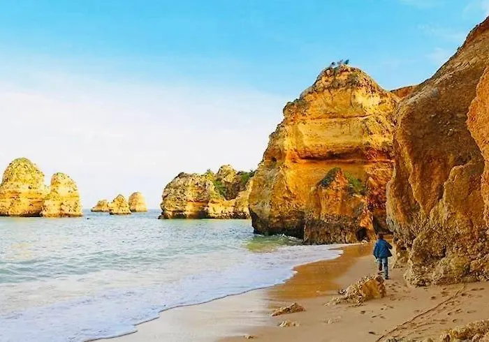 Δωμάτια σε οικογενειακή κατοικία Location Λάγος