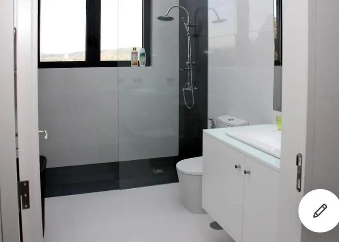 Location * Λάγος