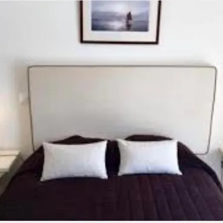 منزل للإقامة Central Rooms Lagos *